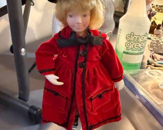 Display Dolls