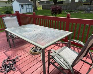 patio table w/2-chairs