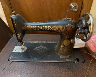 Singer Model 66 "Red Eye" sewing machine W/cabinet