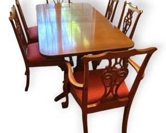 Wooden Chippendale Style Dining Table w 6 Claw Foot Chairs