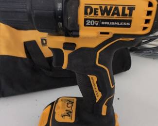 DeWalt ATOMIC 20V MAX Brushless Cordless Drill/Driver