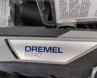 Dremel 8240 Cordless Rotary Tool Kit