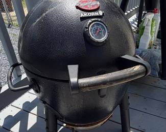 Char-Griller AKORN Kamado Kooker