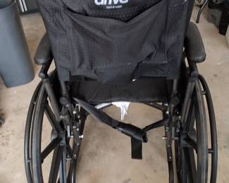 Drive Medical Lightweight Cruiser Wheelchair
