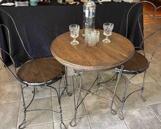 Ice Cream Table and Vhairs