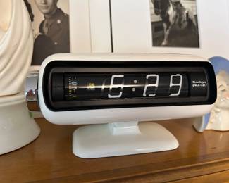 MCM  Sankyo Digi-Glo Clock Radio $129