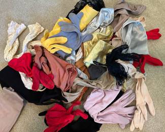 Ladies’ Gloves $19.50 ea