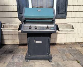 Emerald gas grill