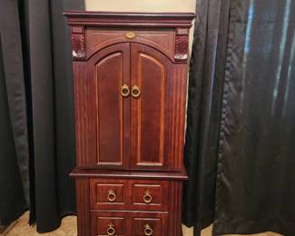Jewelry armoire