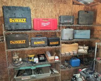 Assorted electric and battery op tools