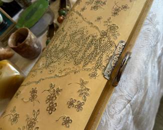 ANTIQUE PHOTO ALBUM