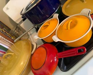 VINTAGE LE CREUSET (YELLOW)