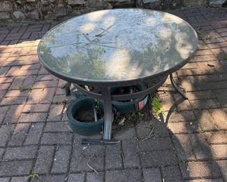 Outdoor table