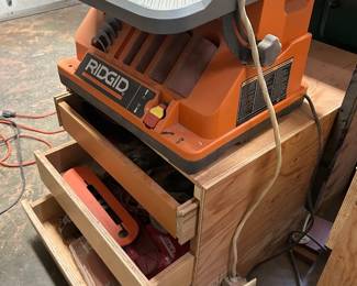 Ridgid EB44243 Oscillating edge belt/spindle sander