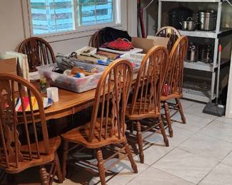 Kitchen utensils, Cook books, Pots, miscellaneous