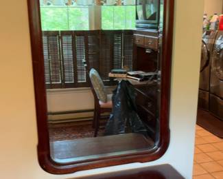 Classic Wooden Dresser with Matching Wall Mirror 24 x 37