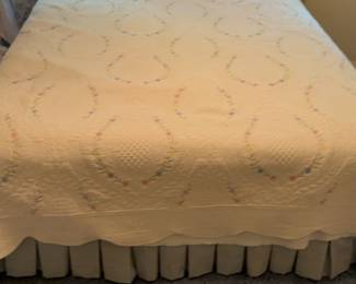 Full Bed and Arched Padded Headboard Set