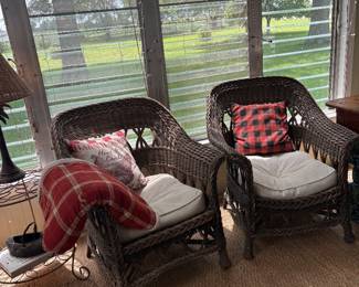 Pair of outdoor wicker chairs w/ cushions 