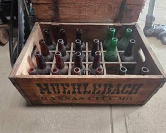 Vintage Muehlebach Hotel crate