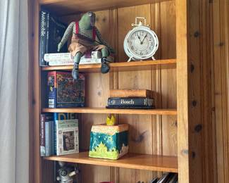 Lots of Books/ puzzels / stuffed toys 