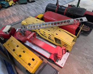 Vintage toy trucks & other vehicles