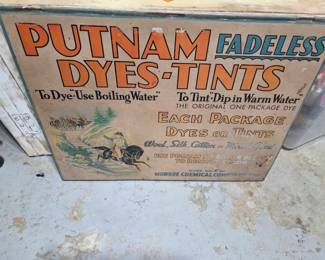 Putnam Dyes-Tints box