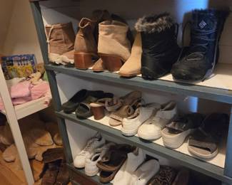 Ladies shoes