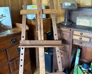 Antique wood Art Easel 