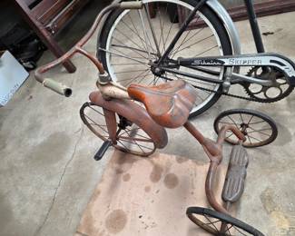 Vintage Schwinn 'Skipper' tricycle