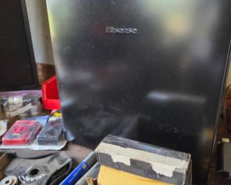 Mini fridge