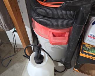 Large Ridgid shop vac