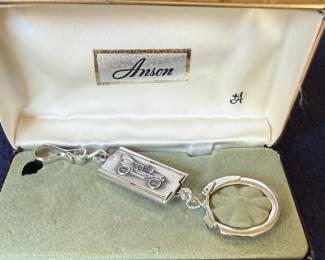 Lot 9 - Anison Key Chain 