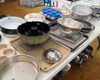 Bakeware and Pyrex