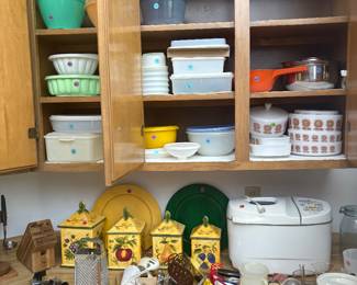 Tupperware and Pyrex