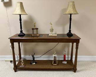 Console table & Lamps