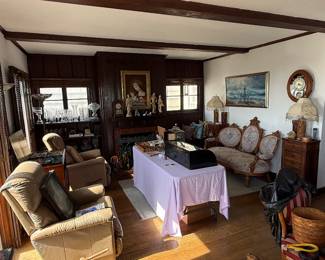 Main room 
