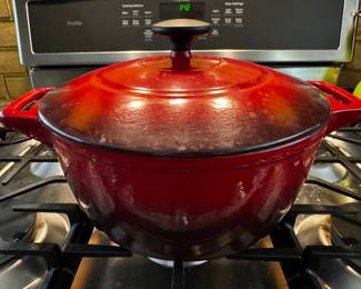Heavy cast iron and enamel dutch oven