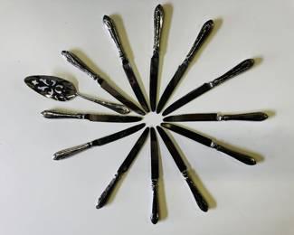 Wallace knives
