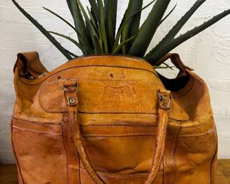 Vintage Paraguay leather bag