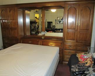 Queen Bed - Large Headboard w/Lots of Storage