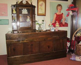 Solid Wood Chest 