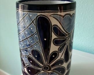 Decorative pot