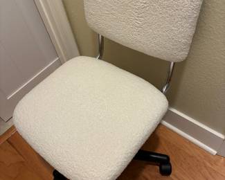 Desk chair