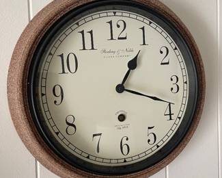 Wall clock 