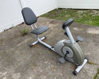 Exercise equipment 