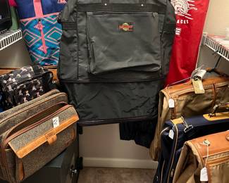 Luggage, Hanging Bags