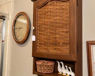 Cabinet/Shelf, clock