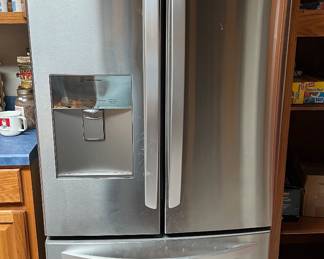 LG Refrigerator/Freezer