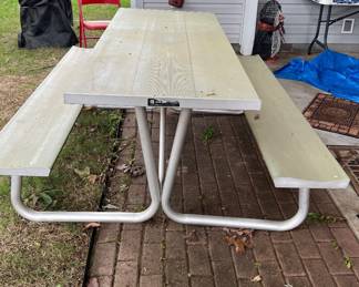 Picnic table/benches
