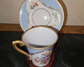 VIEUX PARIS PORCELAIN CUP AND SAUCER SET